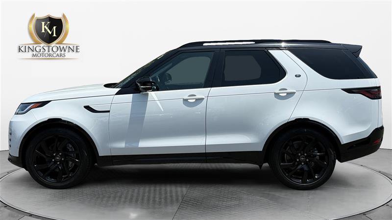Used 2024 Land Rover Discovery Dynamic SE AWD/4WD image 2