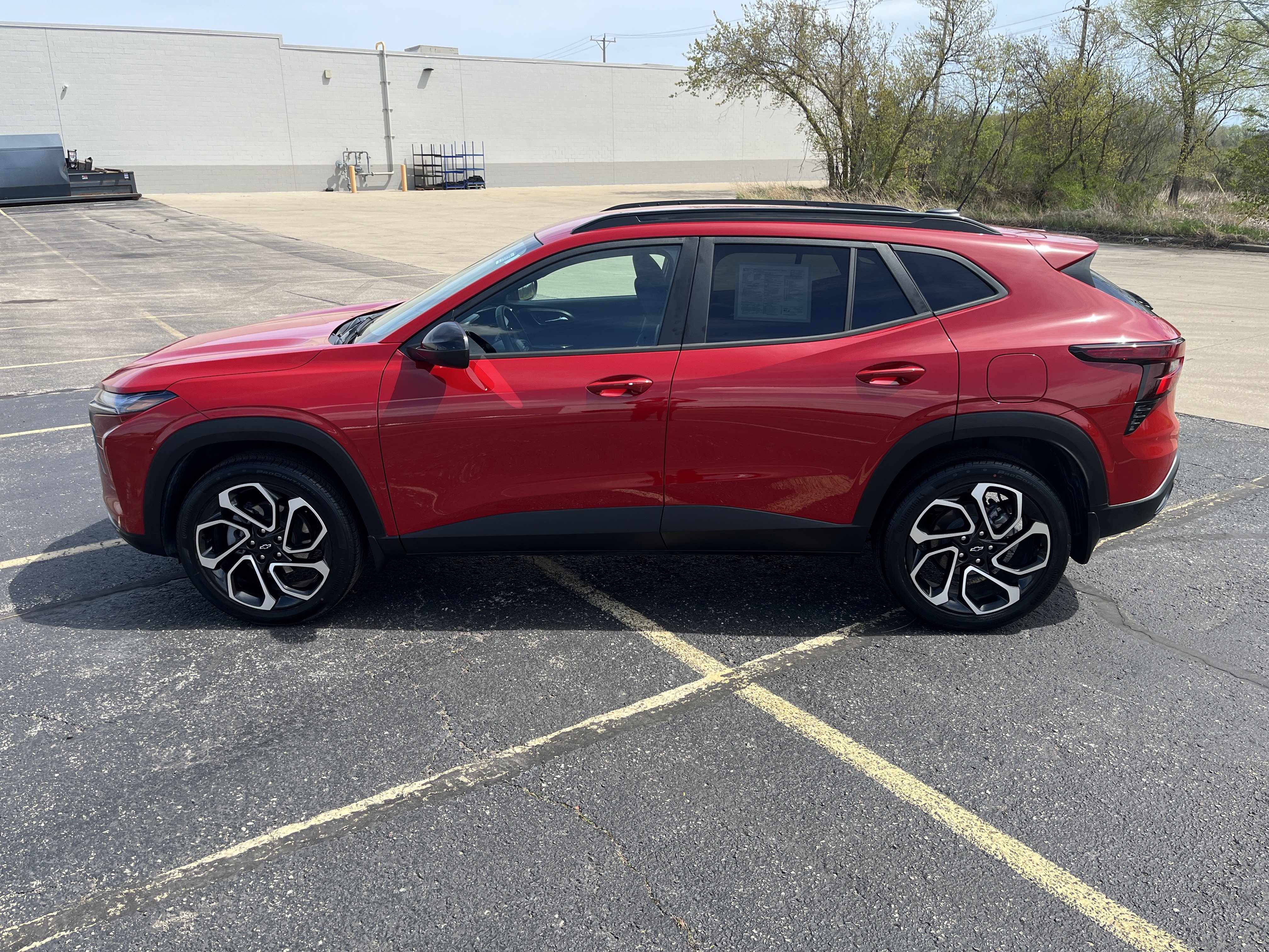 Used 2026 Chevrolet Trax RS w/ Driver Confidence Package FWD image 5