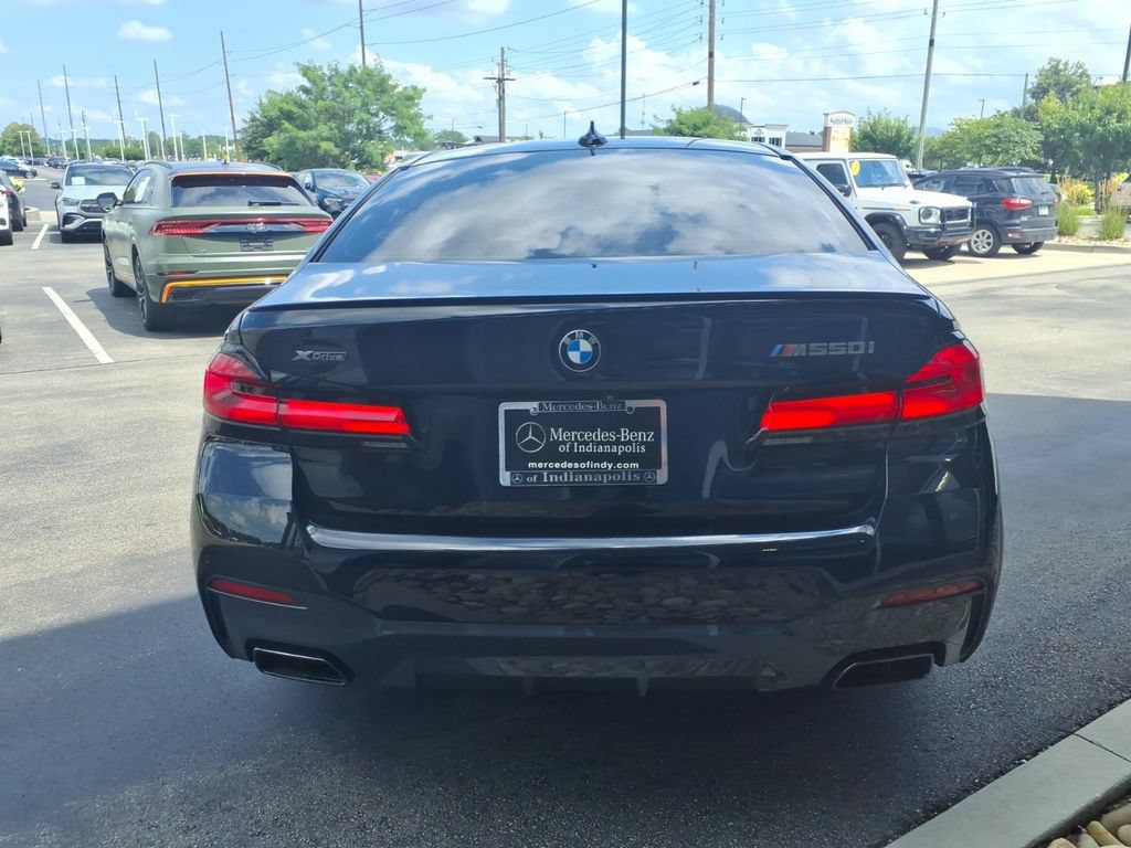 Used 2021 BMW M550i xDrive w/ Executive Package AWD/4WD image 5
