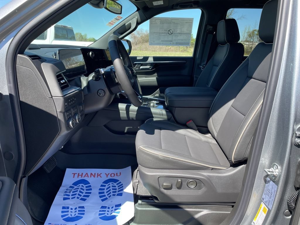 New 2026 Chevrolet Tahoe Premier w/ Sun And Tow Package AWD/4WD image 15
