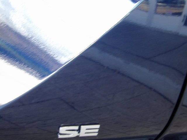 New 2025 Mitsubishi Outlander SE image 9