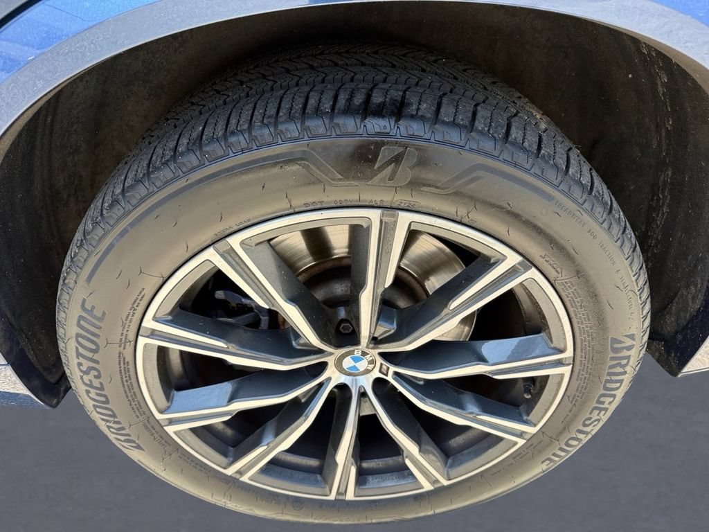 Used 2020 BMW X5 xDrive40i w/ M Sport Package AWD/4WD image 8