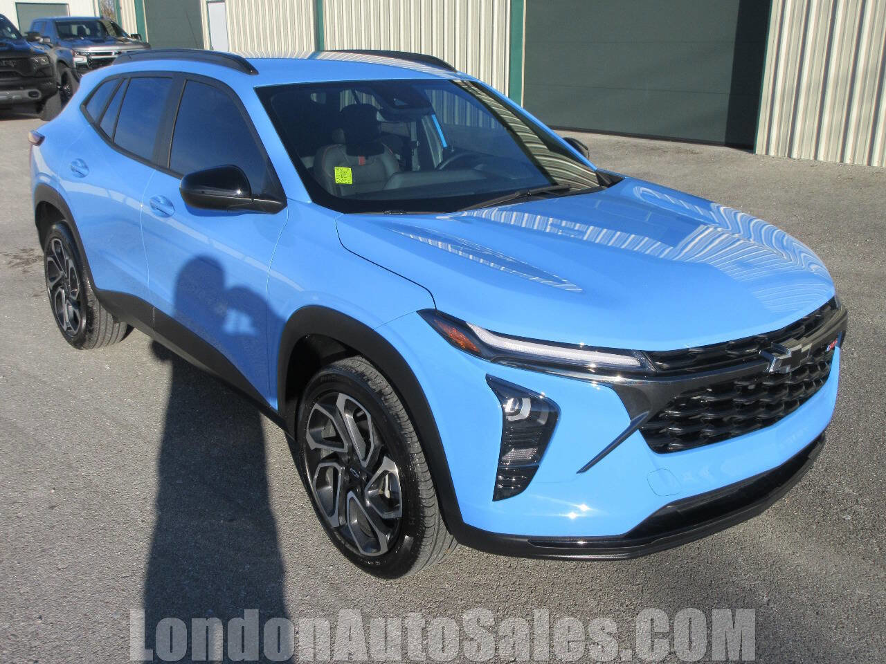 Used 2024 Chevrolet Trax RS w/ Driver Confidence Package image 7