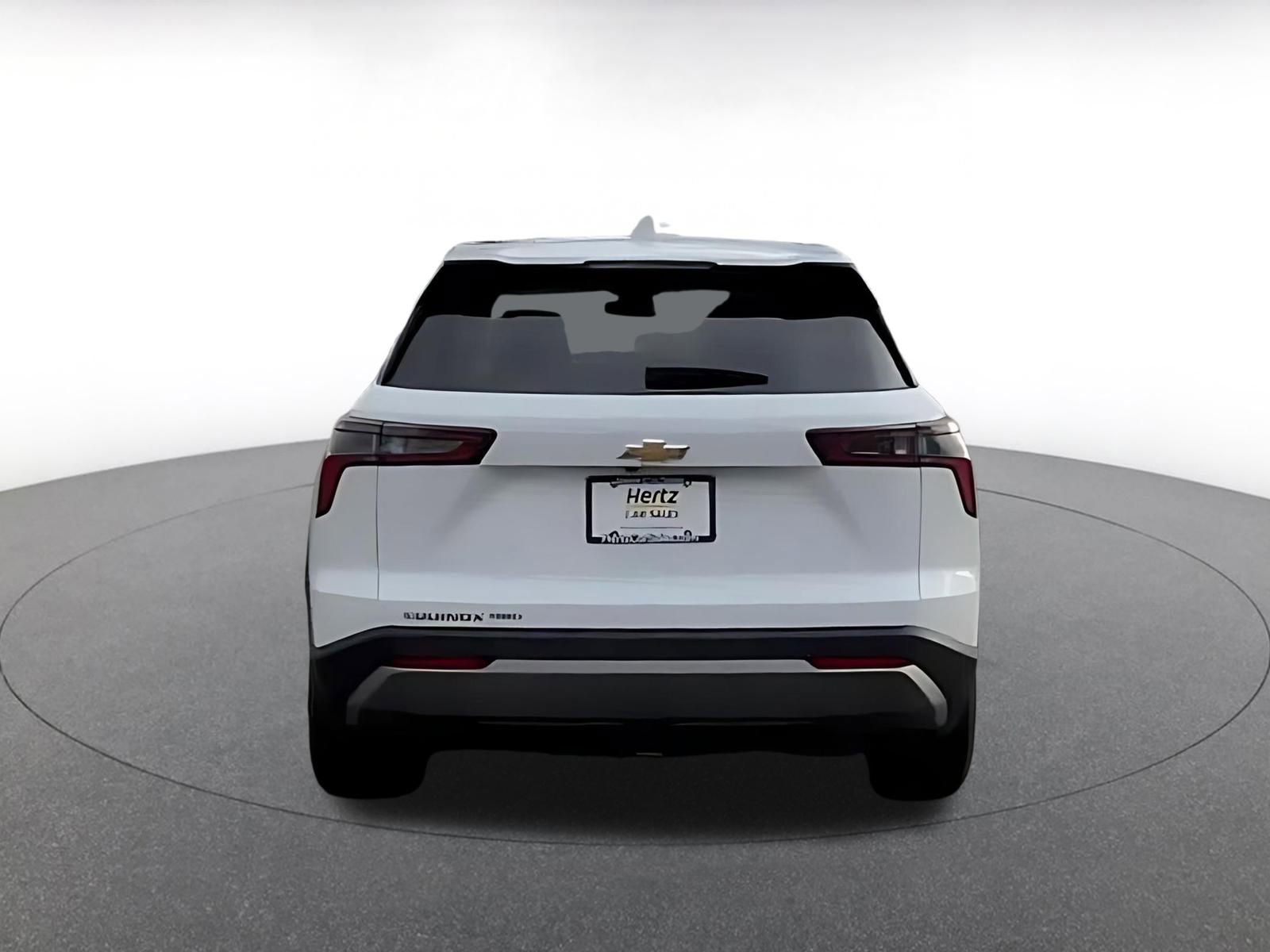 Used 2025 Chevrolet Equinox LT image 11