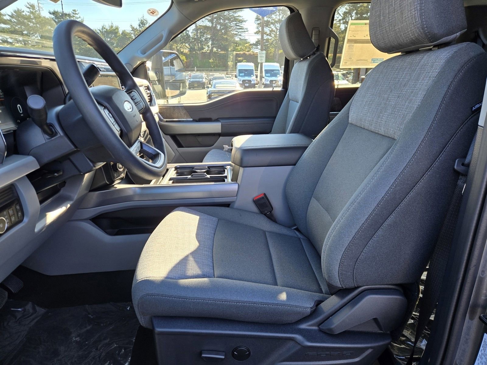 New 2026 Ford F250 XLT w/ XLT Premium Package image 8