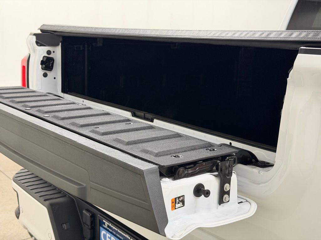 Used 2023 GMC Sierra 1500 AT4 w/ AT4 Preferred Package image 24