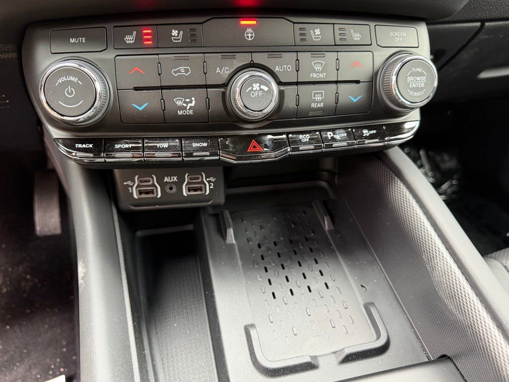 New 2026 Dodge Durango GT image 13