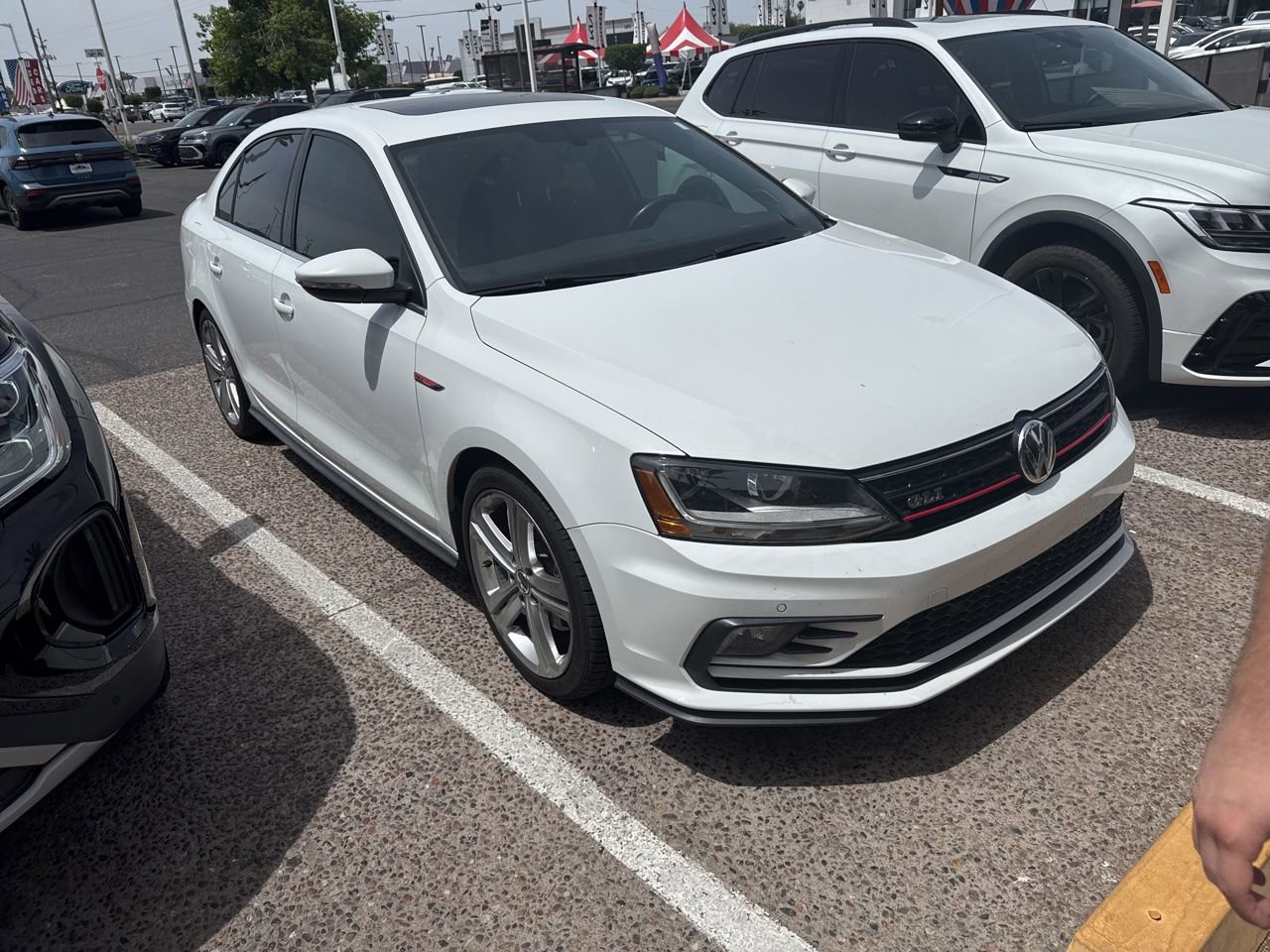 Used 2017 Volkswagen Jetta GLI FWD image 9