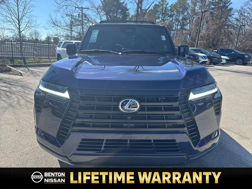 Used 2025 Lexus GX 550 w/ Cold Area Package image 10