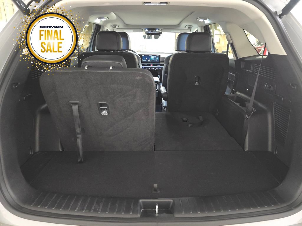 Certified 2025 Kia Sorento SX image 18