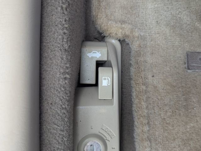 Used 2008 Toyota Solara SLE FWD image 20