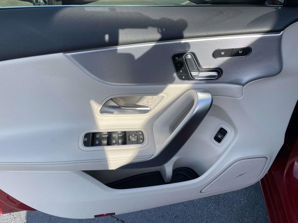 Used 2020 Mercedes-Benz A 220 4MATIC image 25