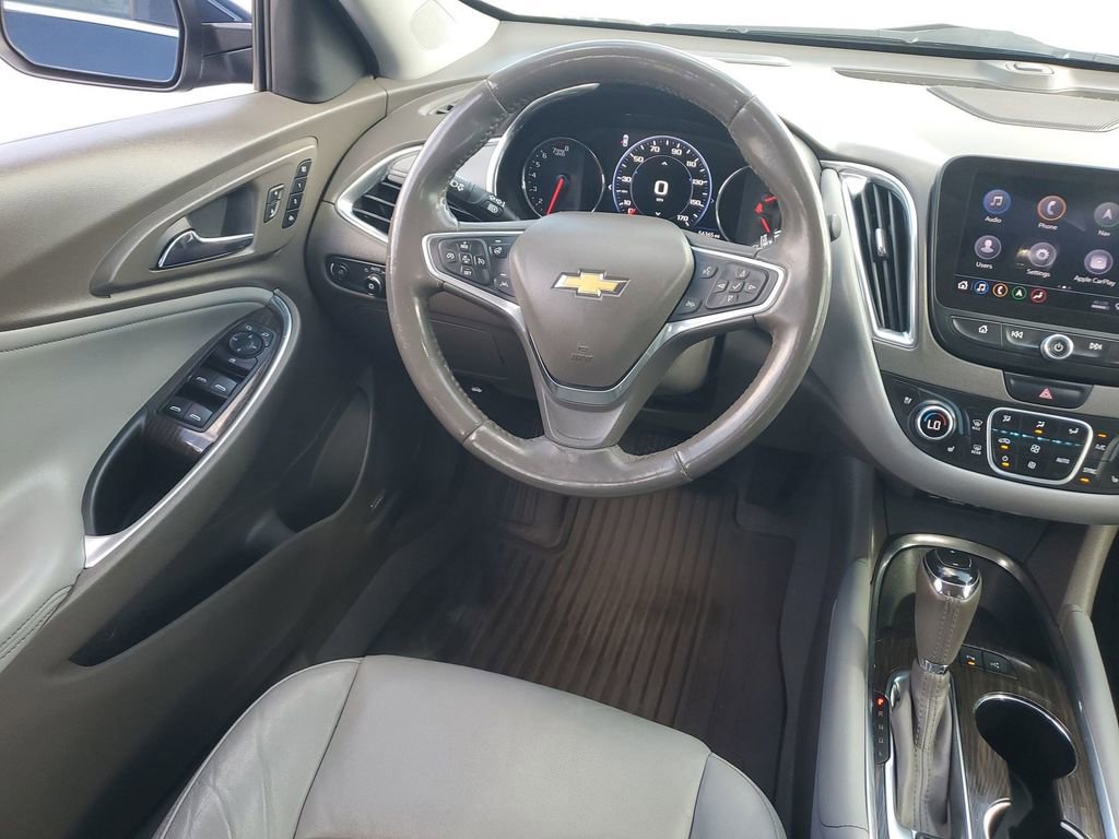 Used 2019 Chevrolet Malibu Premier w/ Sun and Wheel Package image 15