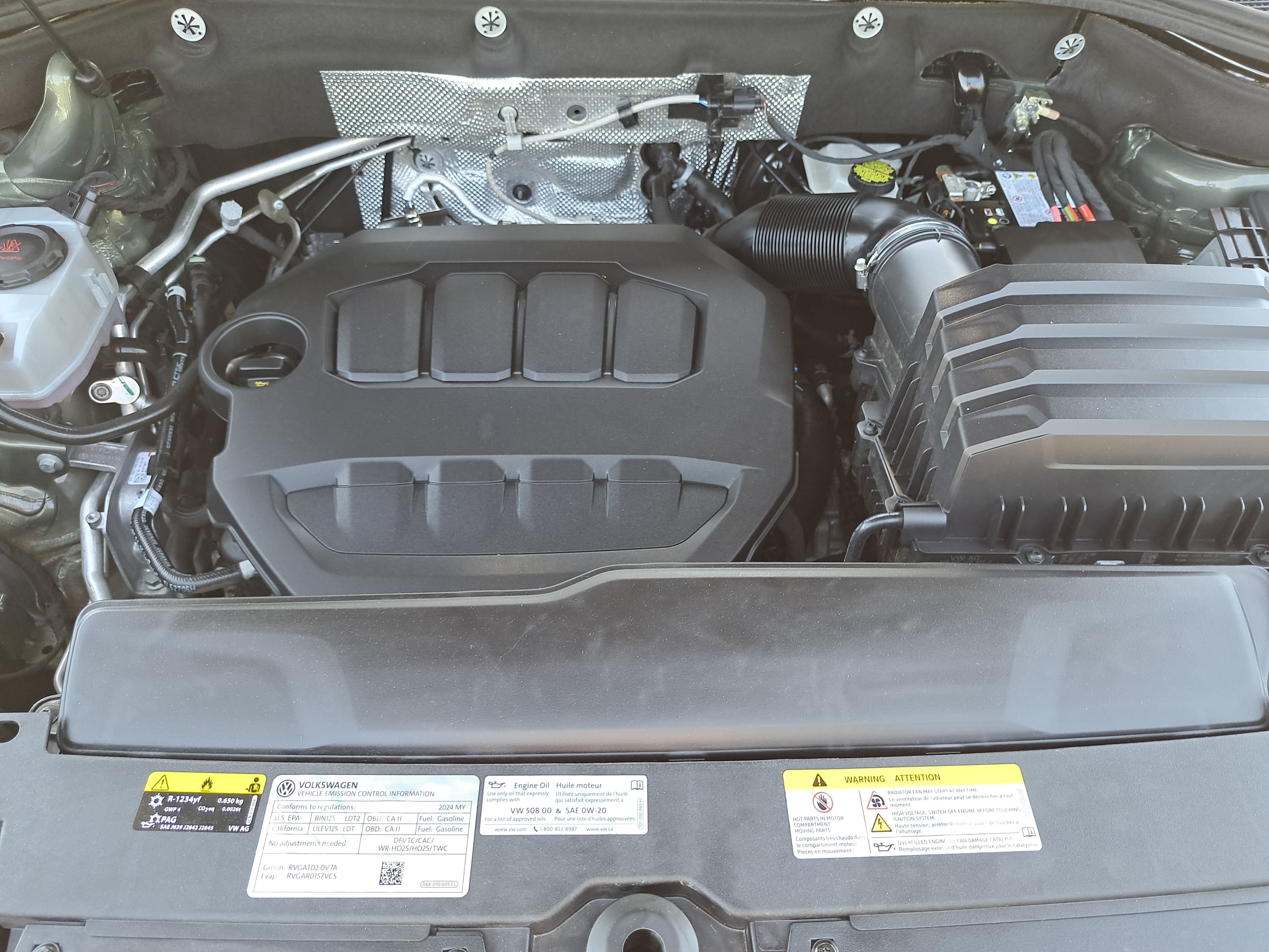 Used 2024 Volkswagen Atlas Peak Edition SEL AWD/4WD image 30