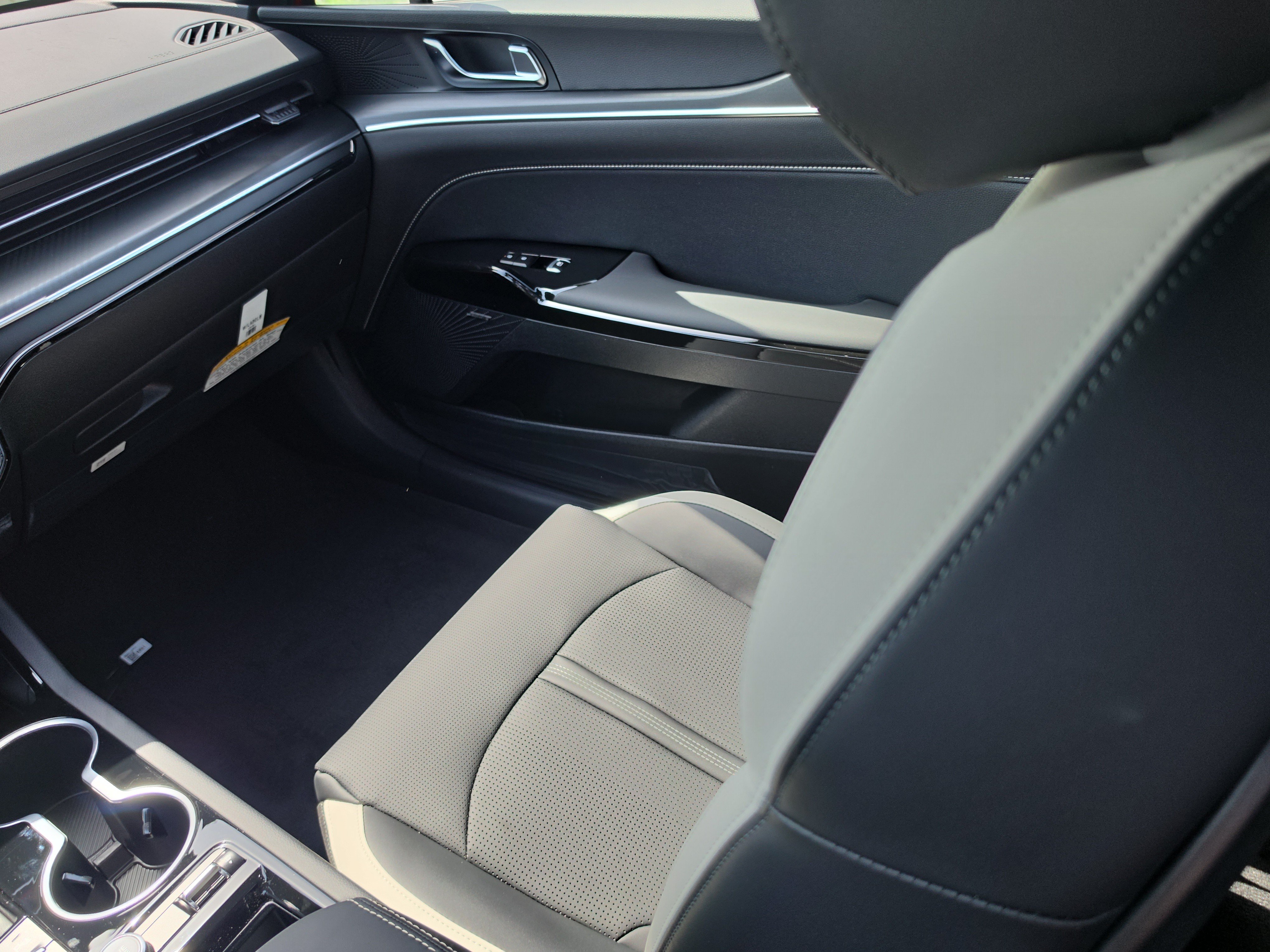 New 2026 Kia K5 GT-Line w/ GT-Line Premium Package FWD image 15