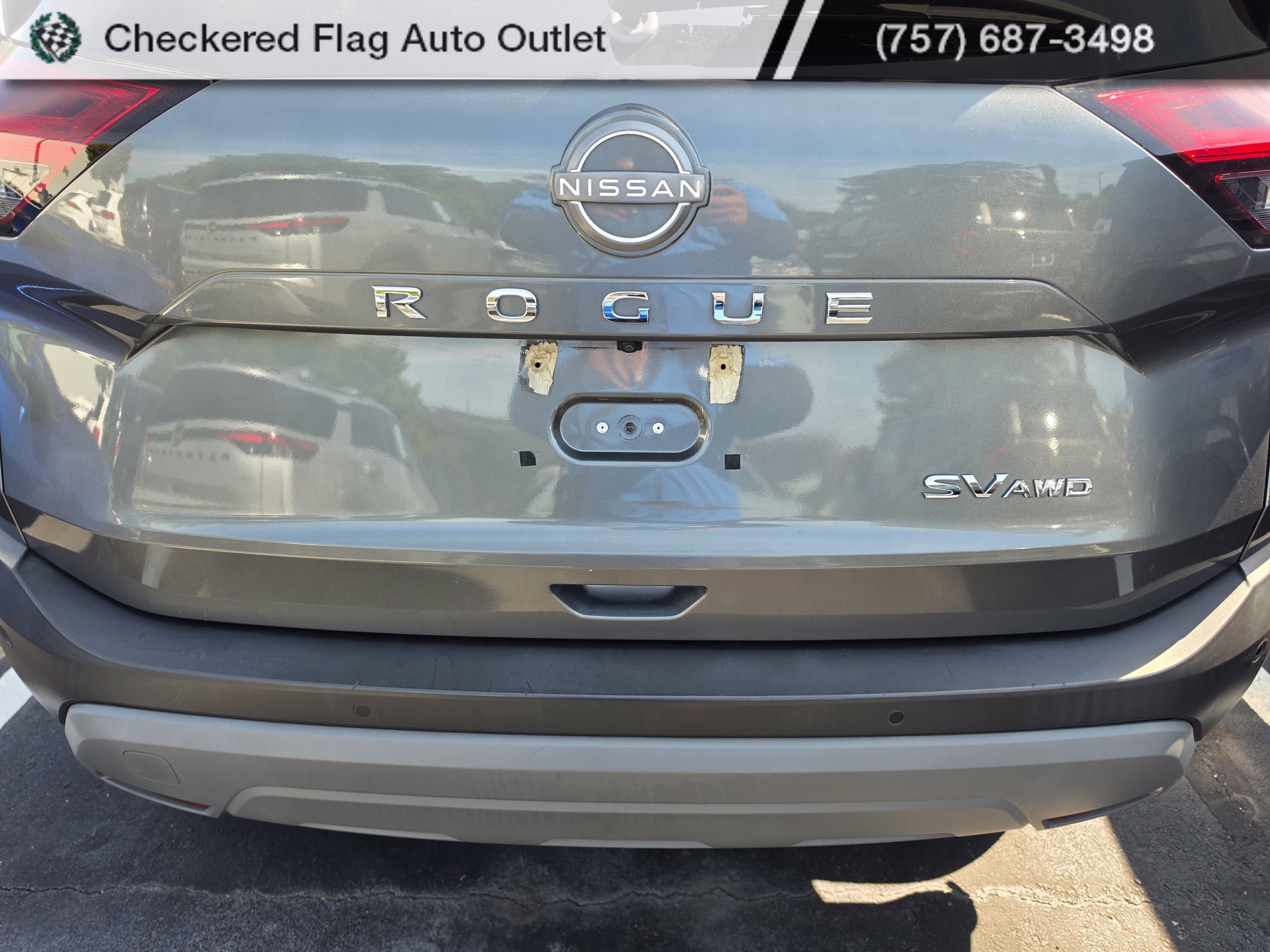 Used 2023 Nissan Rogue SV AWD/4WD image 7
