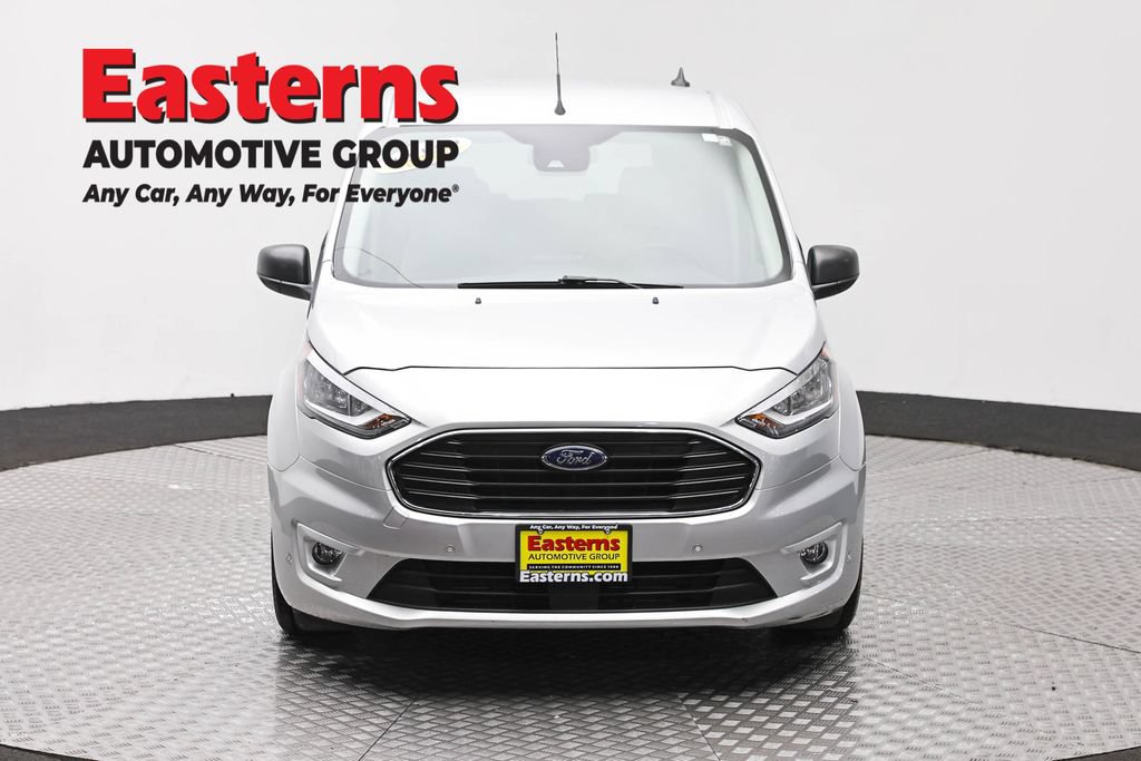 Used 2022 Ford Transit Connect XLT FWD image 2