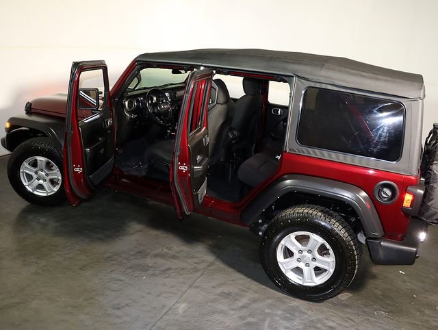 Used 2022 Jeep Wrangler Unlimited Sport image 5