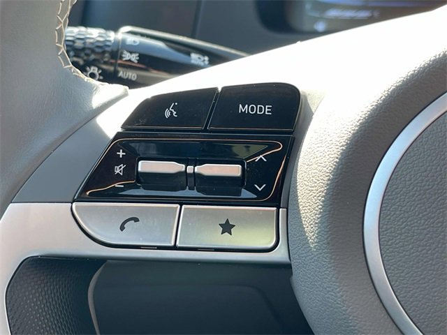 Certified 2025 Hyundai Elantra Sport image 29