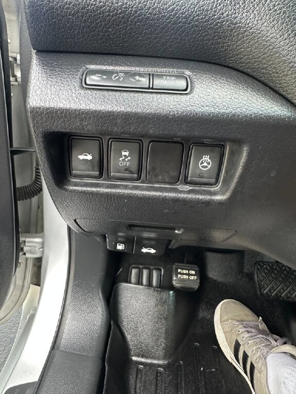 Used 2017 Nissan Altima 2.5 SL w/ Moonroof Package FWD image 22
