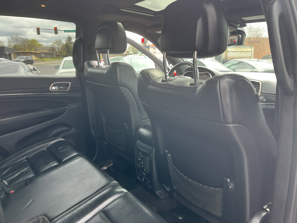 Used 2017 Jeep Grand Cherokee Limited AWD/4WD image 17