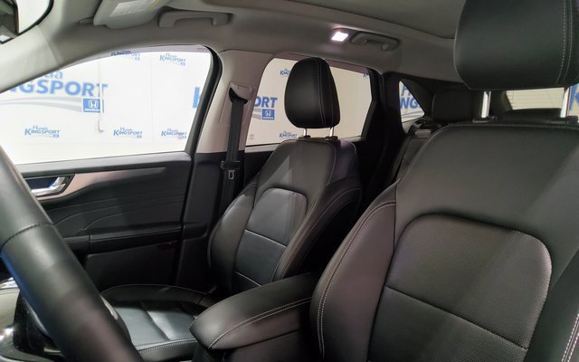 Used 2022 Ford Escape Titanium w/ Class II Trailer Tow Package image 20