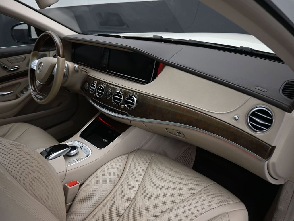 Used 2017 Mercedes-Benz S 550 Sedan w/ Premium Package image 48
