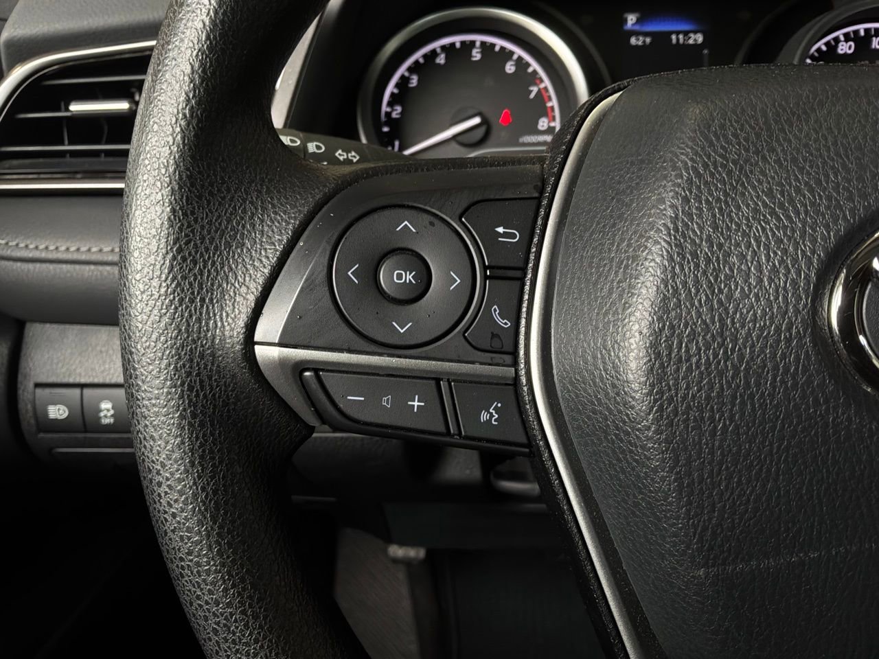 Used 2024 Toyota Camry LE FWD image 31