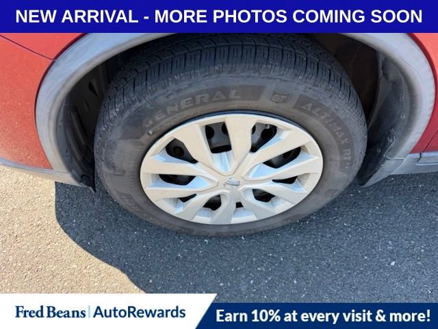 Used 2016 Nissan Rogue S AWD/4WD image 4