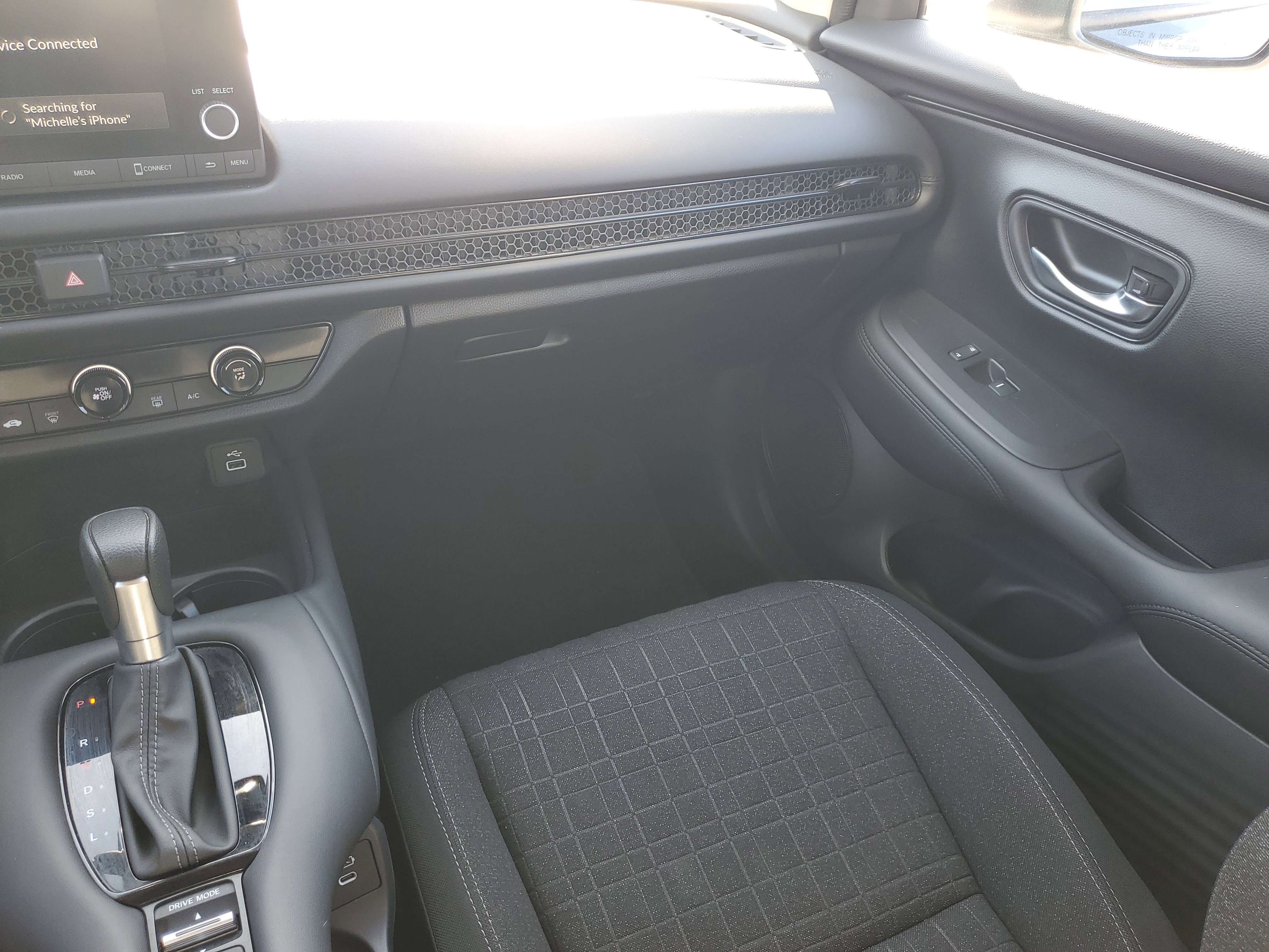 Used 2025 Honda HR-V LX image 13