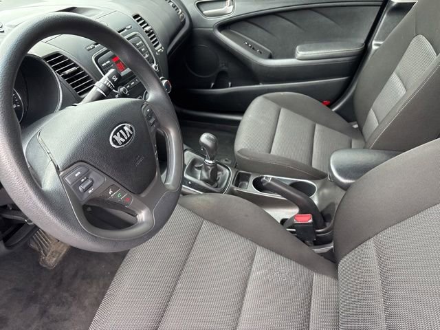 Used 2017 Kia Forte LX FWD image 10
