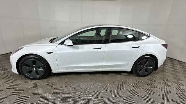 Used 2021 Tesla Model 3 Standard Range Plus RWD image 6