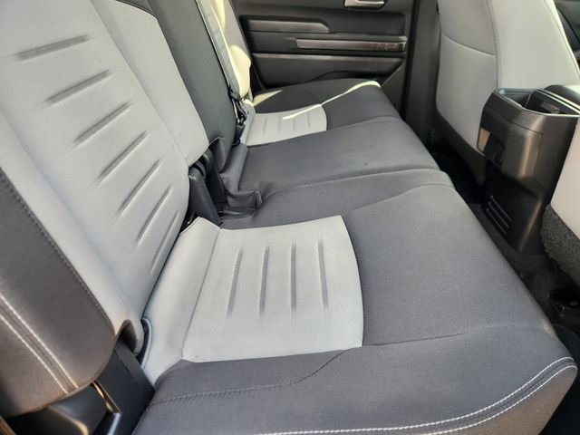 Certified 2025 Toyota Tacoma TRD Off-Road AWD/4WD image 31