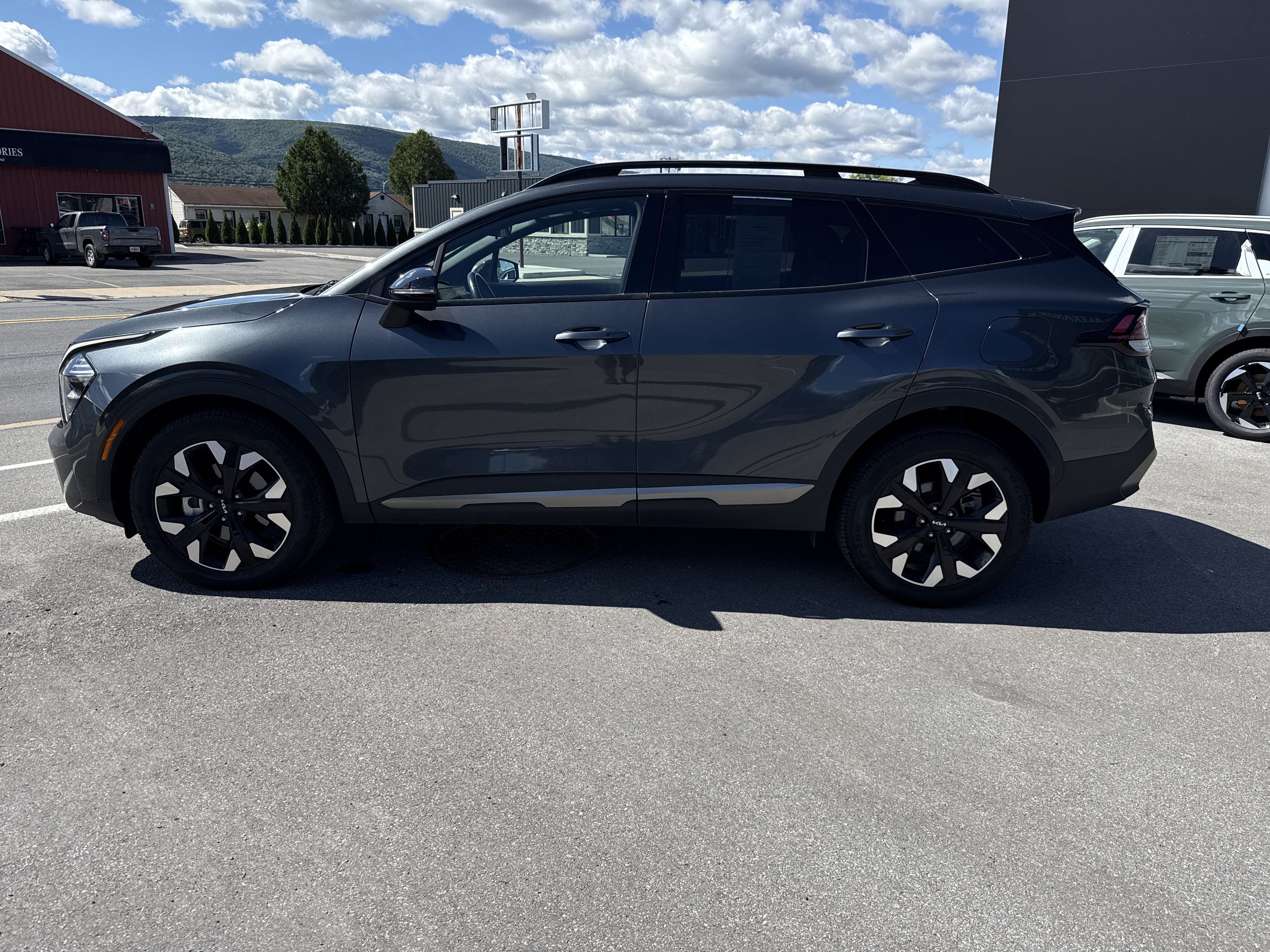 Certified 2023 Kia Sportage X-Line w/ X-Line Premium Package AWD/4WD image 7