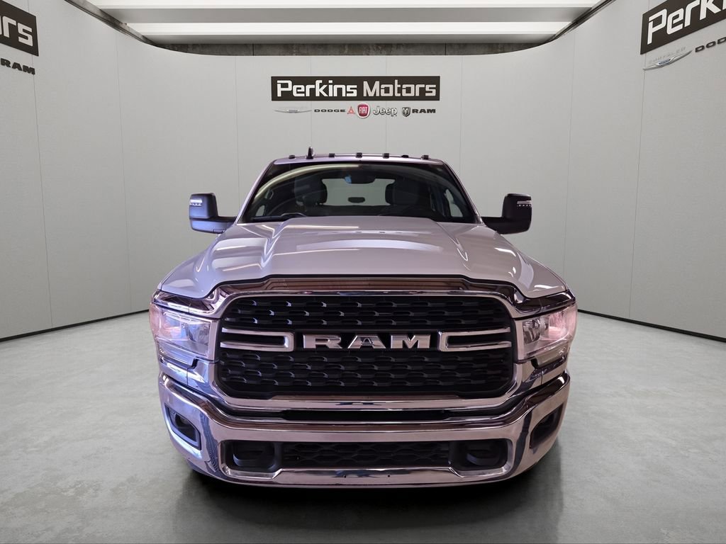Used 2024 RAM 3500 Big Horn image 8