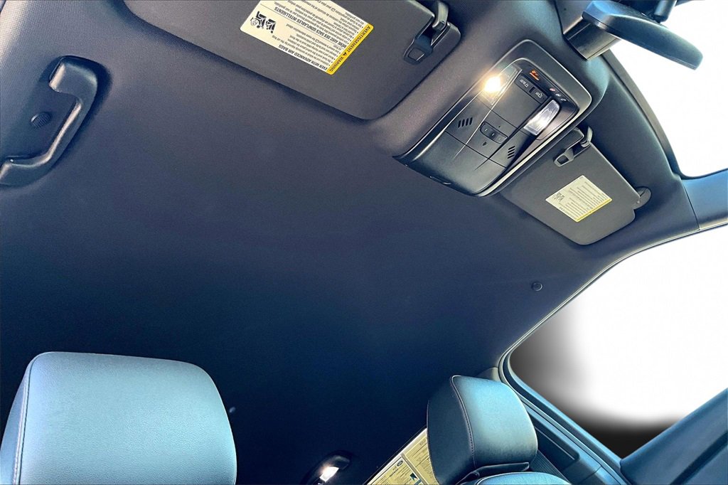 Used 2022 Chevrolet Blazer RS image 22