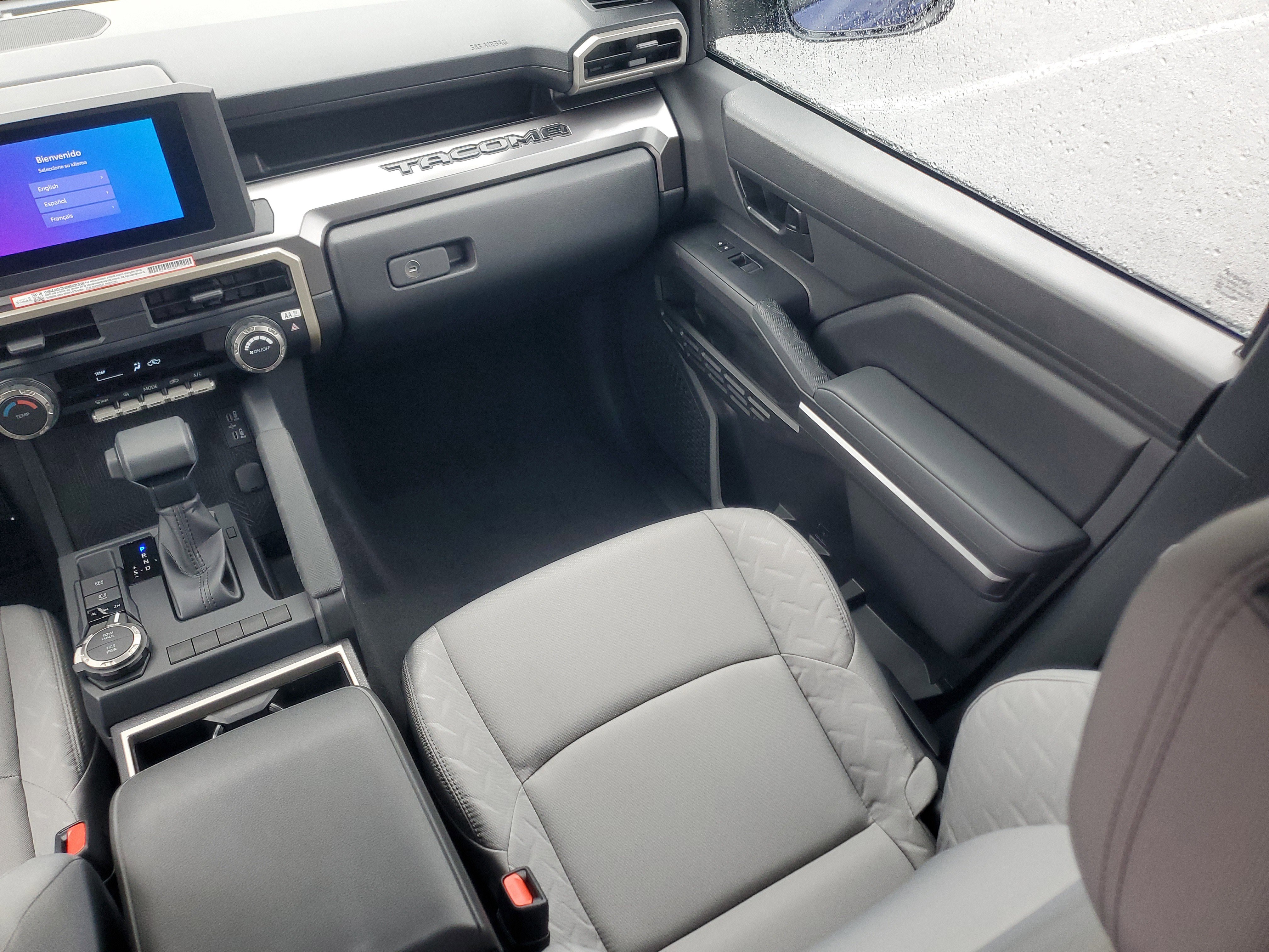 Used 2025 Toyota Tacoma SR5 image 14