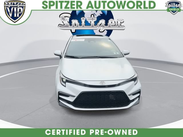 Certified 2023 Toyota Corolla SE w/ SE Premium Package FWD image 3