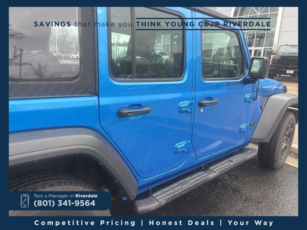Used 2022 Jeep Wrangler Unlimited Sport image 2