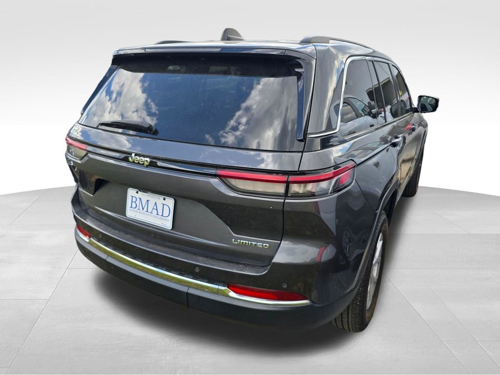 Used 2022 Jeep Grand Cherokee Limited RWD image 11