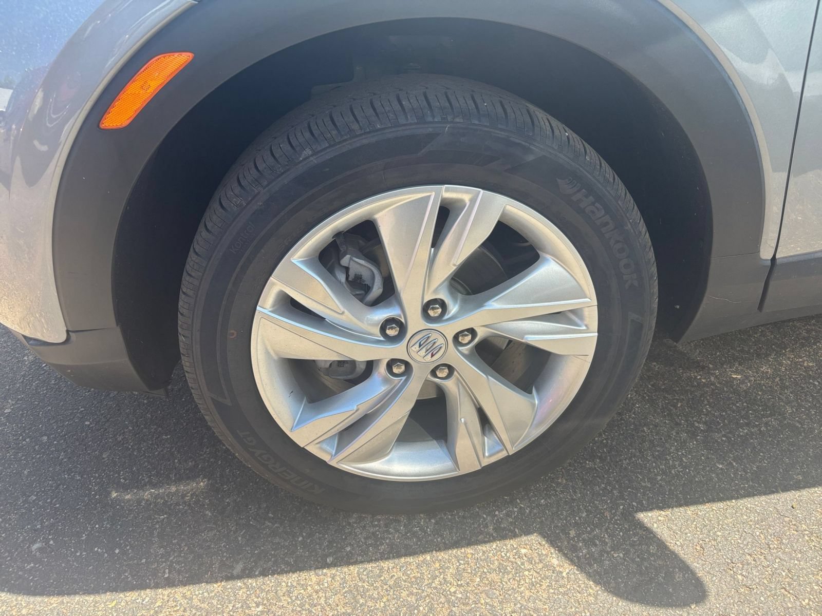 Used 2025 Buick Encore GX Preferred AWD/4WD image 27