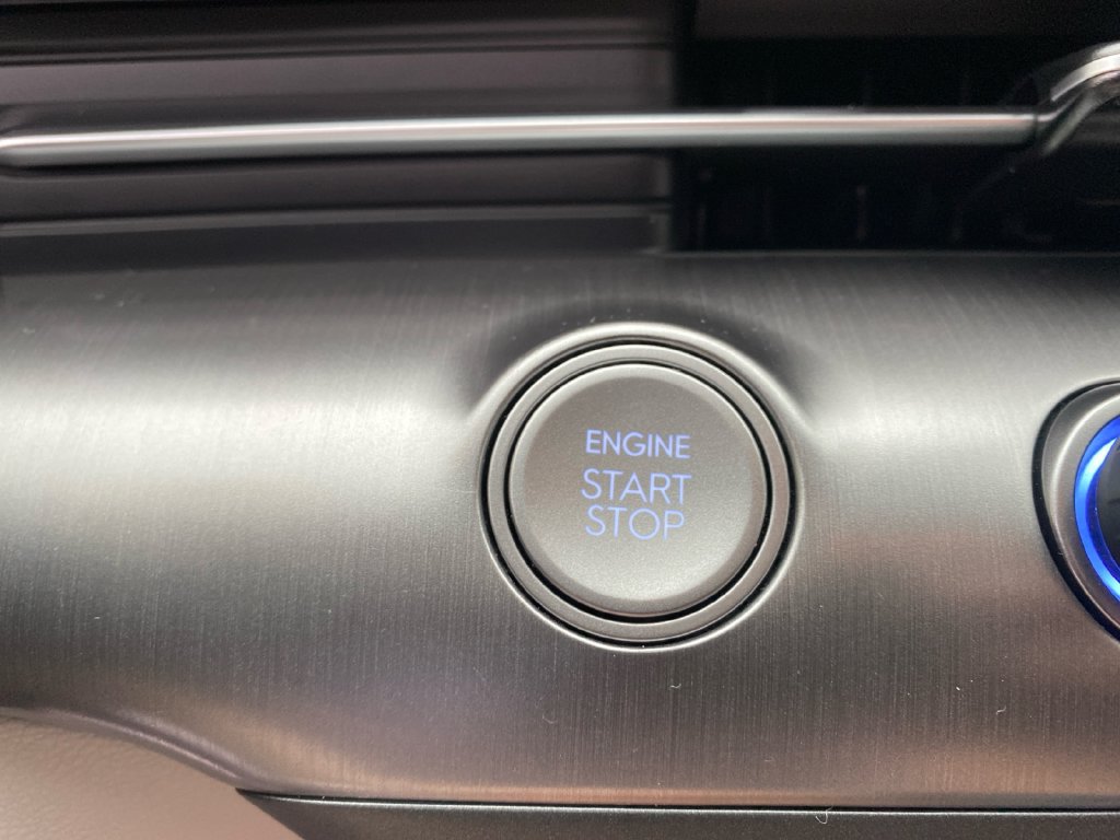 Used 2024 Hyundai Kona SEL FWD image 17
