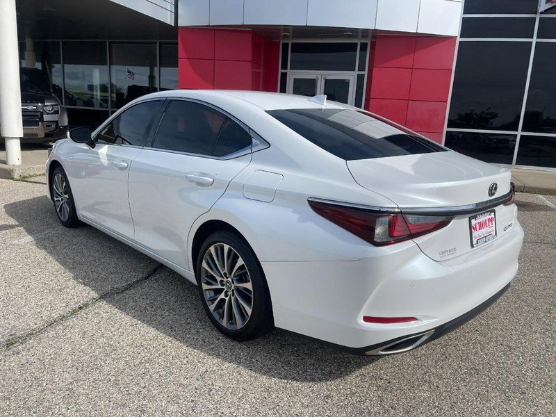 Used 2019 Lexus ES 350 w/ Premium Package image 4