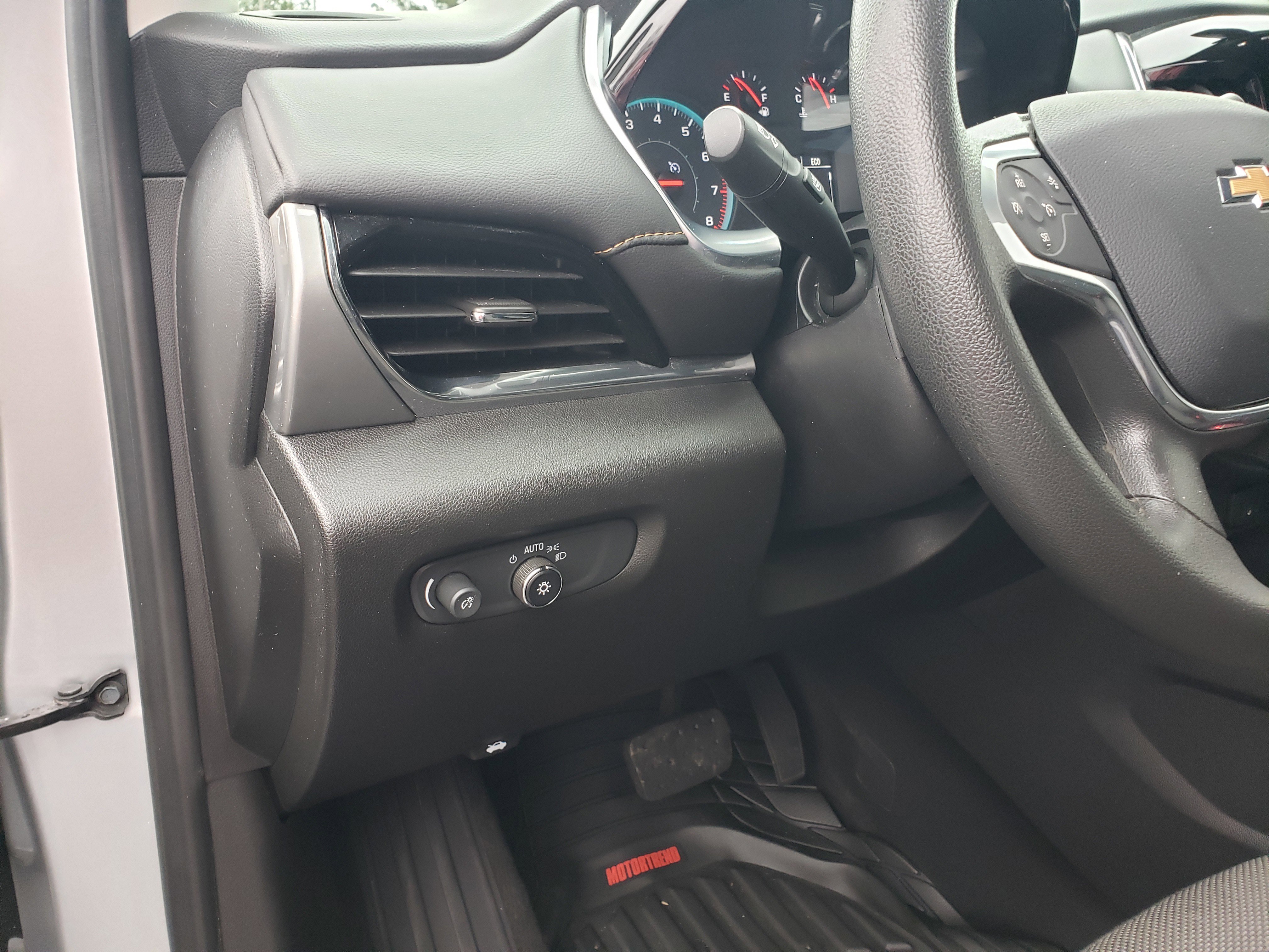 Used 2020 Chevrolet Traverse LS image 13