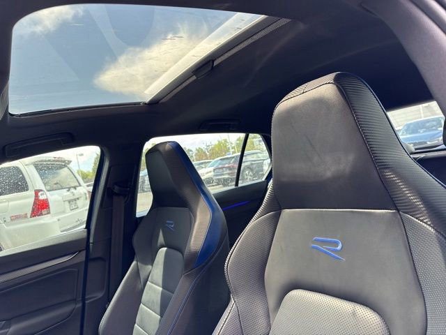 Used 2023 Volkswagen Golf R AWD/4WD image 16