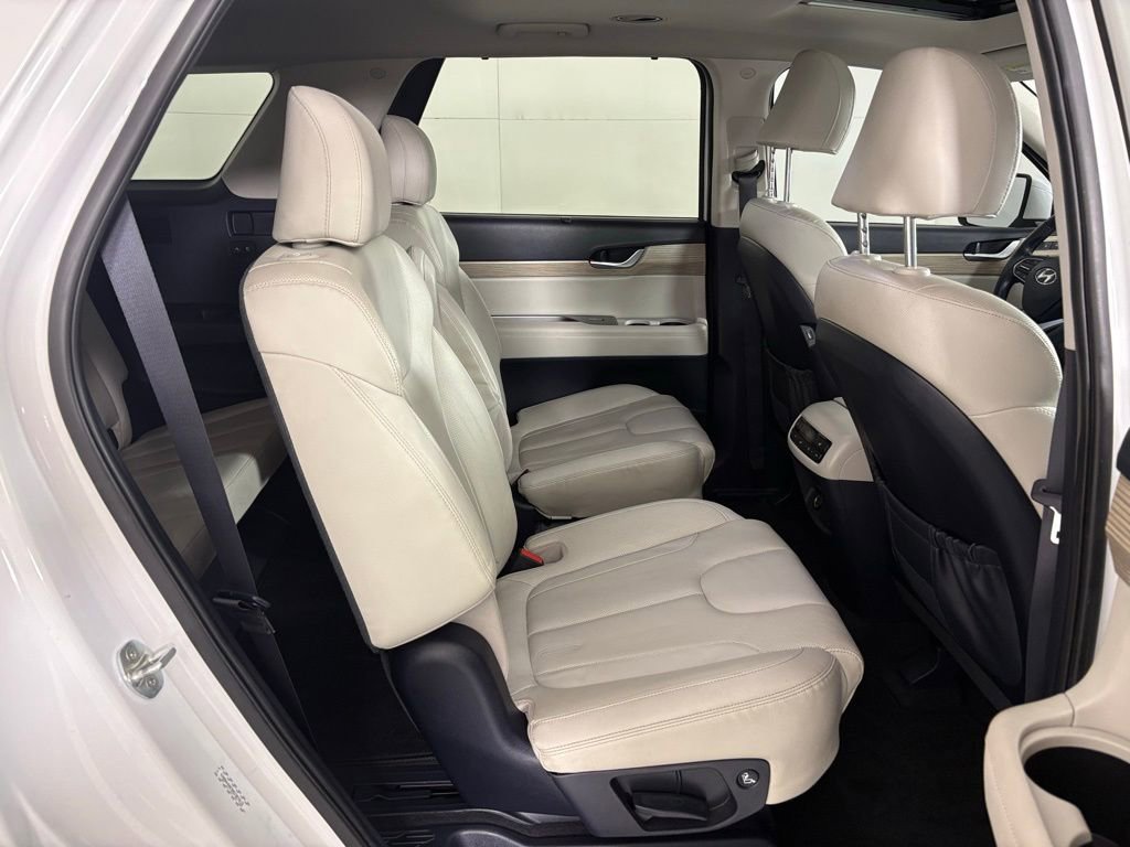 Used 2022 Hyundai Palisade SEL w/ Premium Package image 48