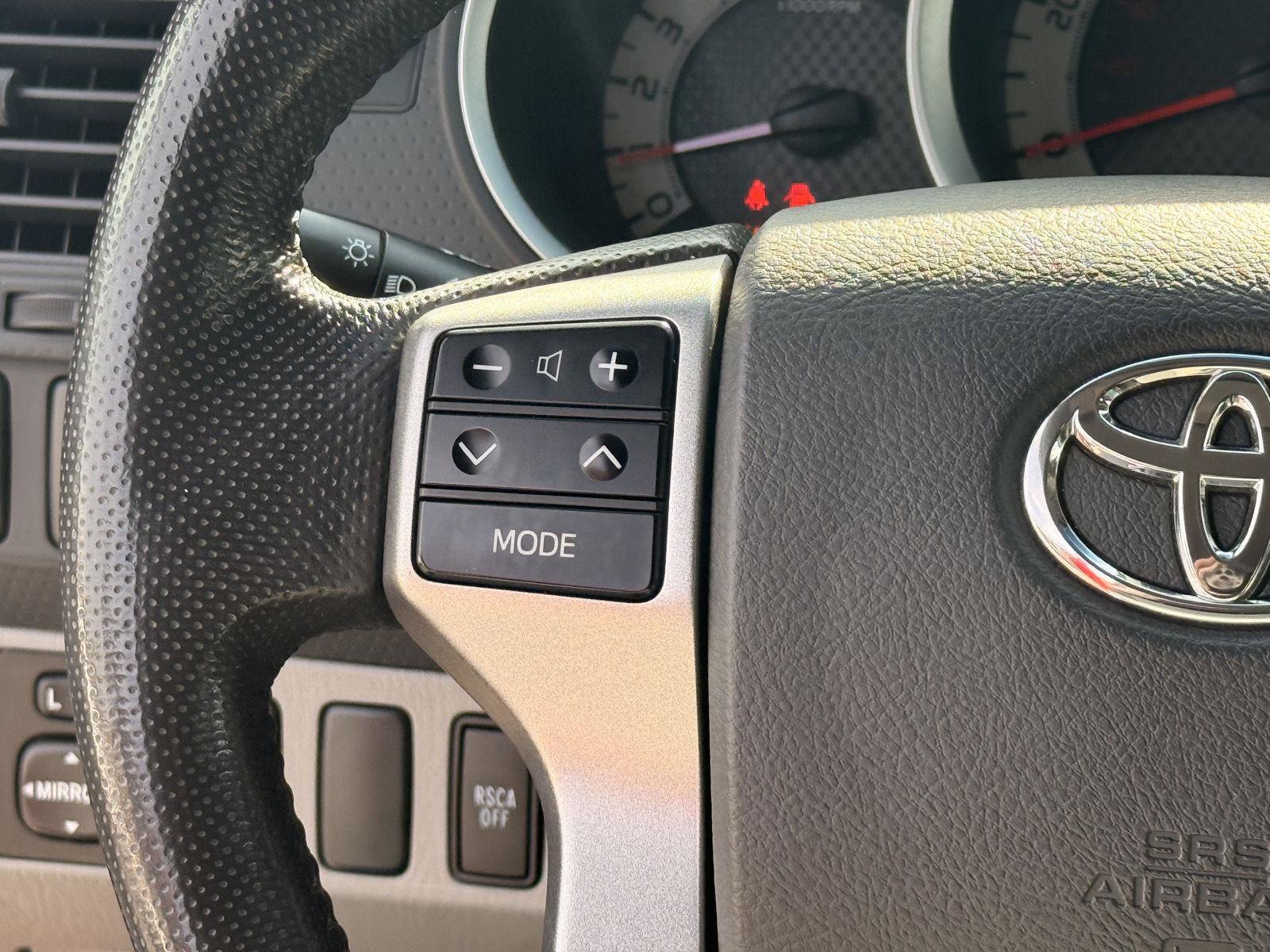 Used 2012 Toyota Tacoma 4x4 Access Cab w/ SR5 Pkg image 20