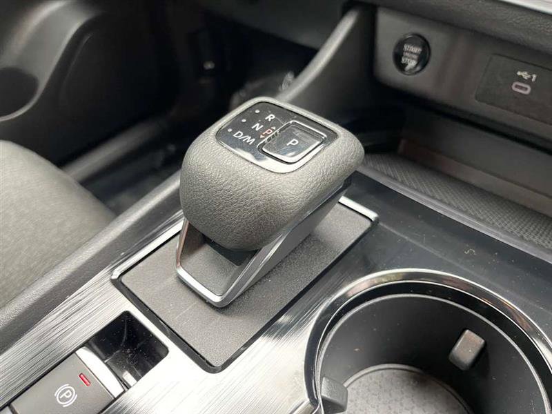 Used 2024 Nissan Rogue SV image 67