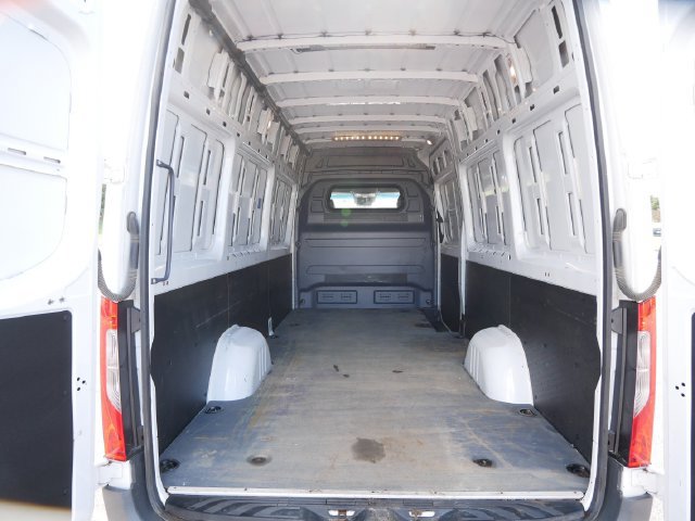Used 2023 Mercedes-Benz Sprinter 2500 image 9