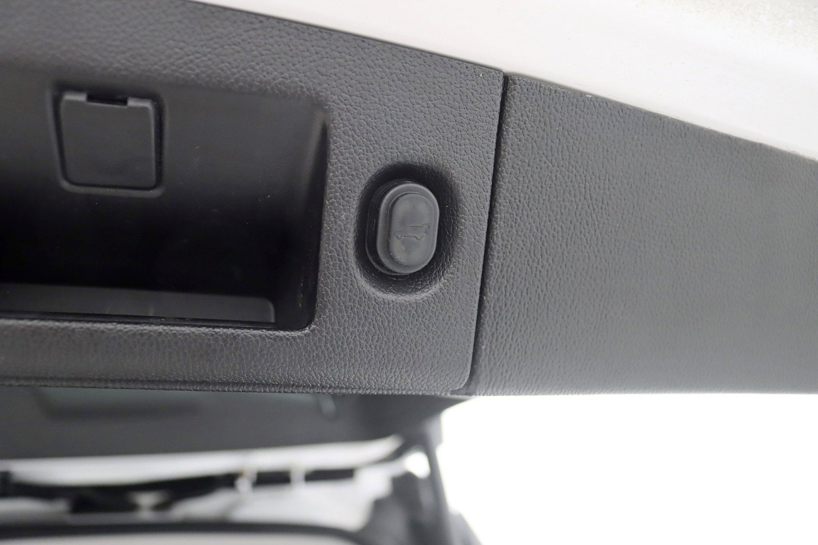 Used 2019 GMC Yukon Denali image 39